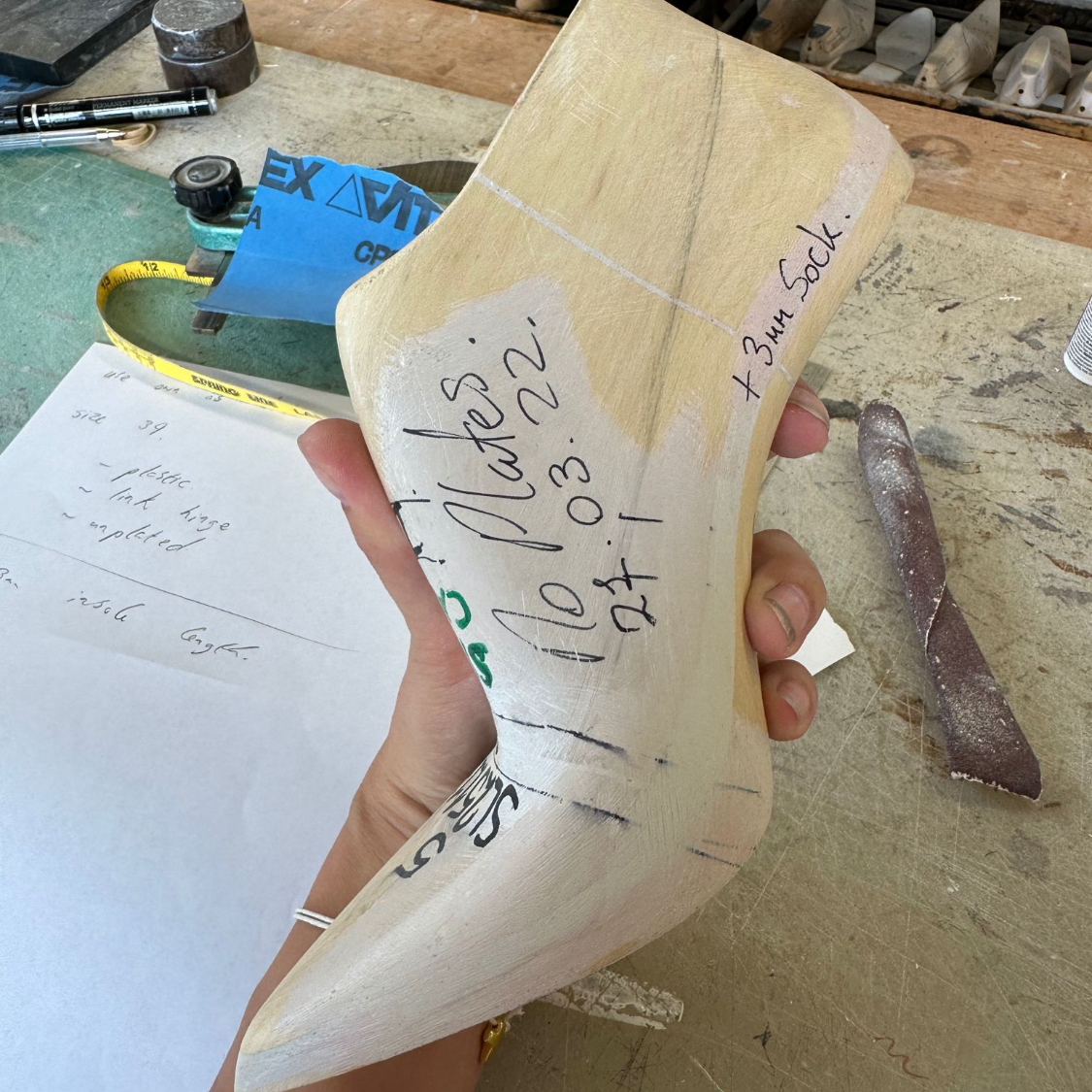 Wooden shoe last
