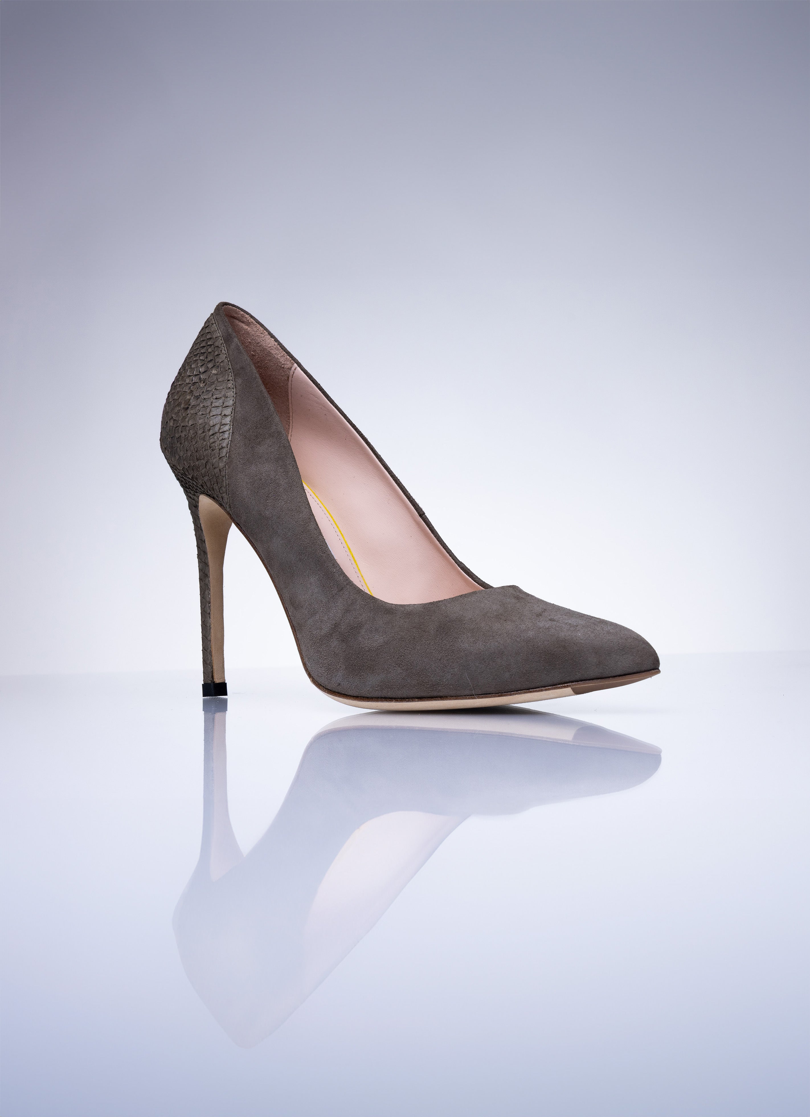 Elandetta Moka taupe mushroom suede stiletto heel with refined pointed toe shape and textured leather finish.