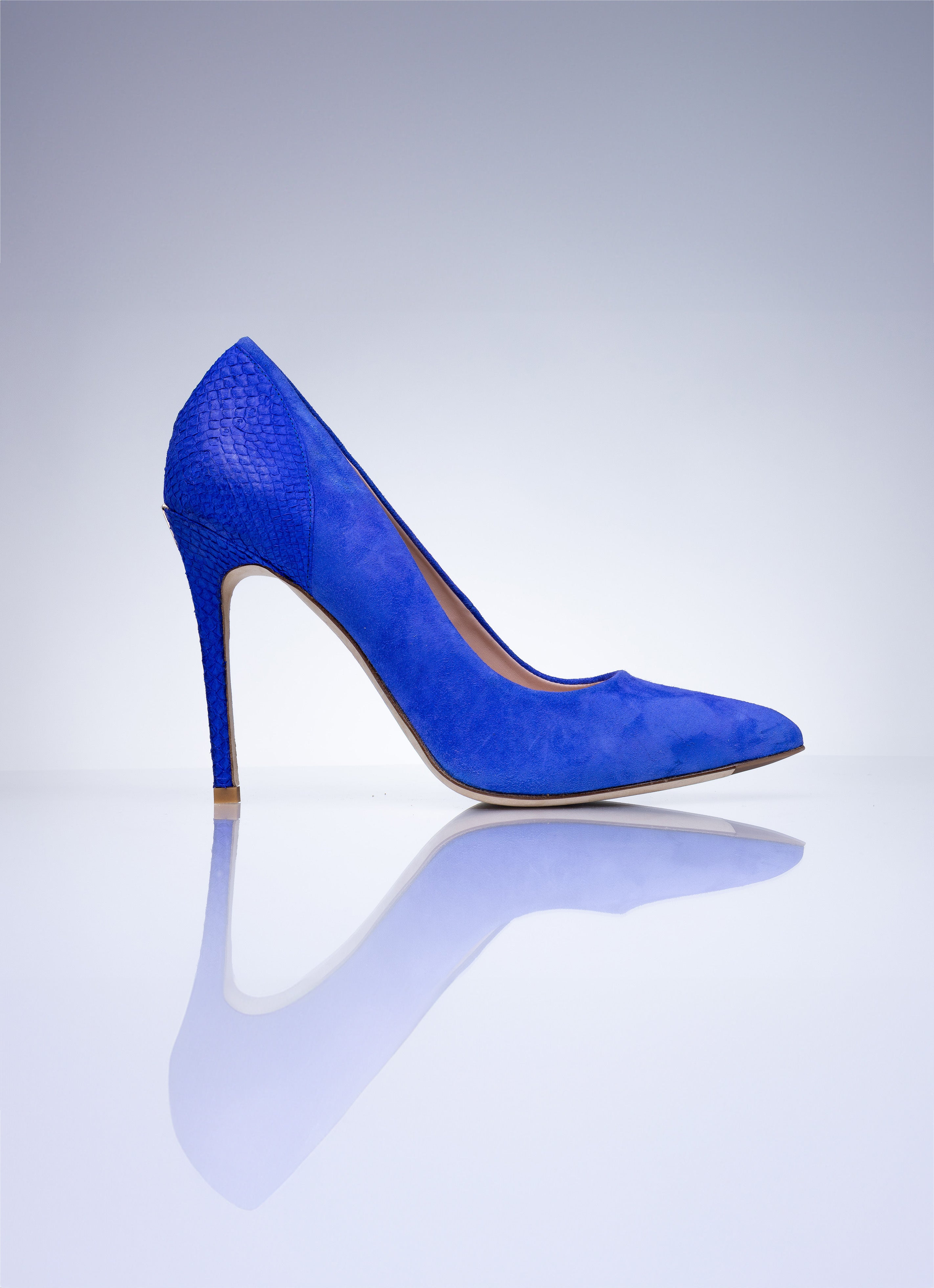 Side profile of the Elandetta Ultraviolet electric blue suede stiletto heel with elegant pointed toe shape.